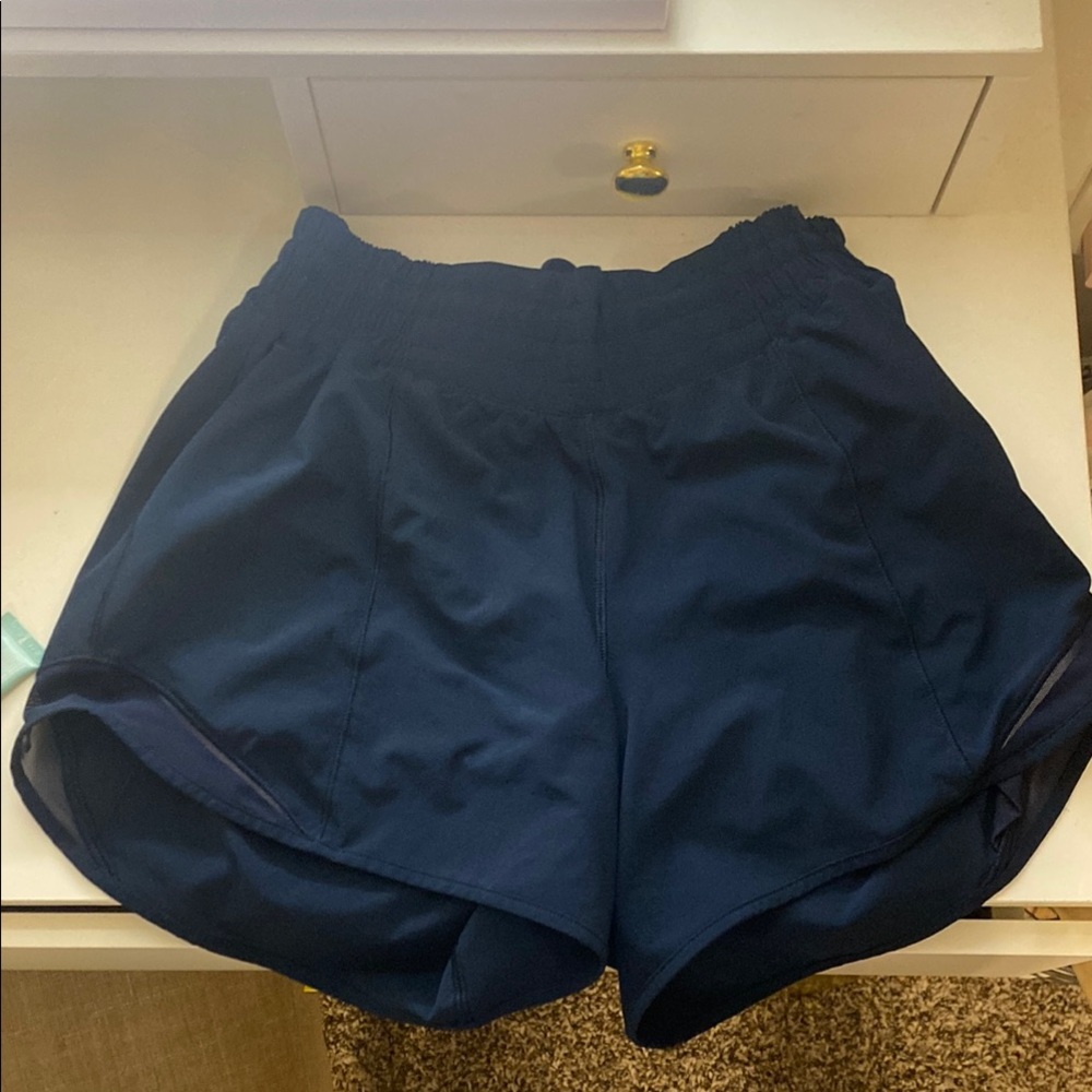 Luluemon Women's Navy Blue Shorts high wasted, 4 inch inseam- size 2